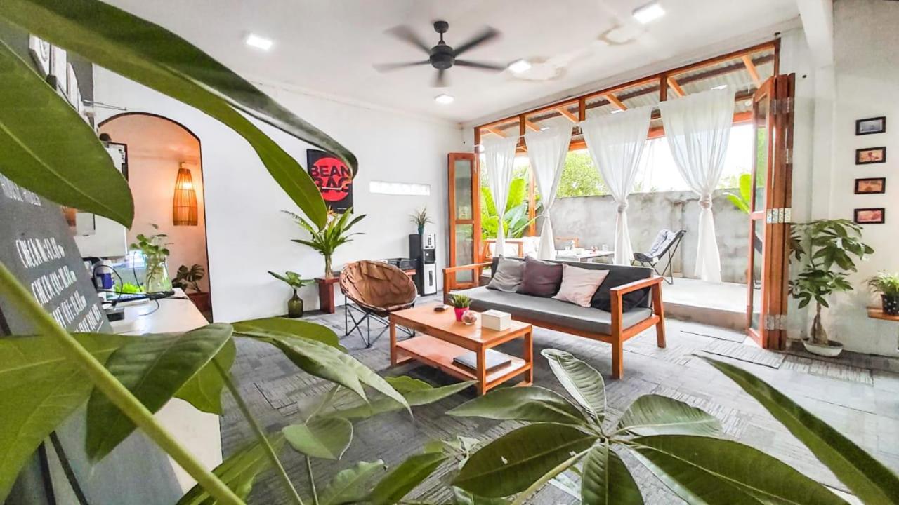 Hostel Beanbag Bintan Backpacker Kangkakawal Exterior foto