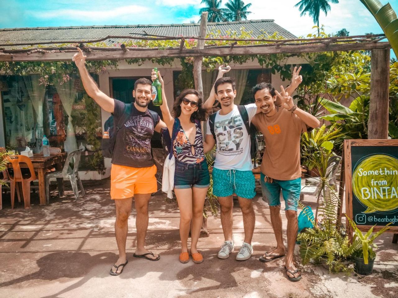 Hostel Beanbag Bintan Backpacker Kangkakawal Exterior foto